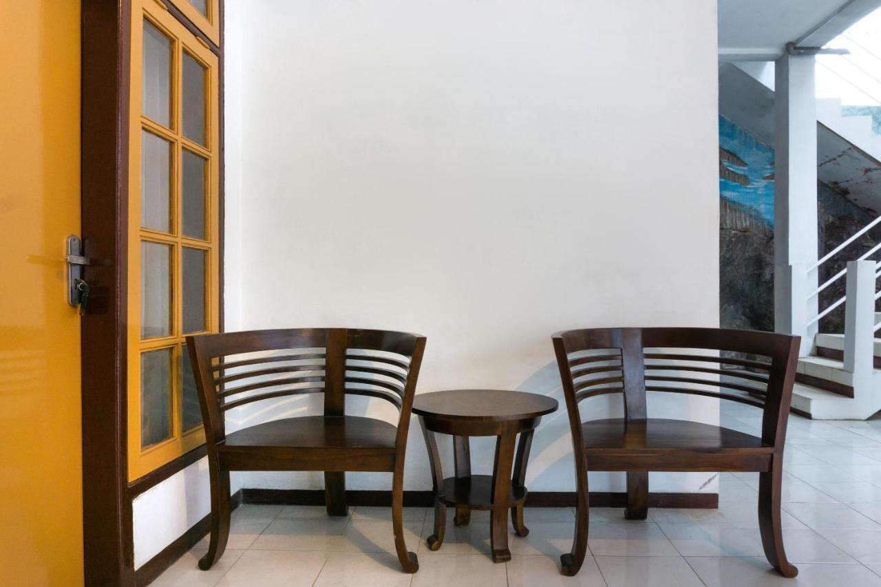 Reddoorz At Pujon Malang Hotel Batu  Ngoại thất bức ảnh