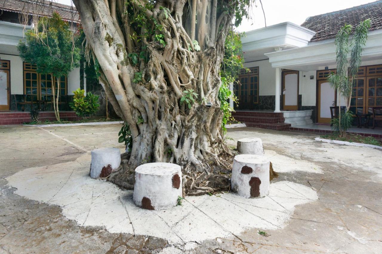 Reddoorz At Pujon Malang Hotel Batu  Ngoại thất bức ảnh