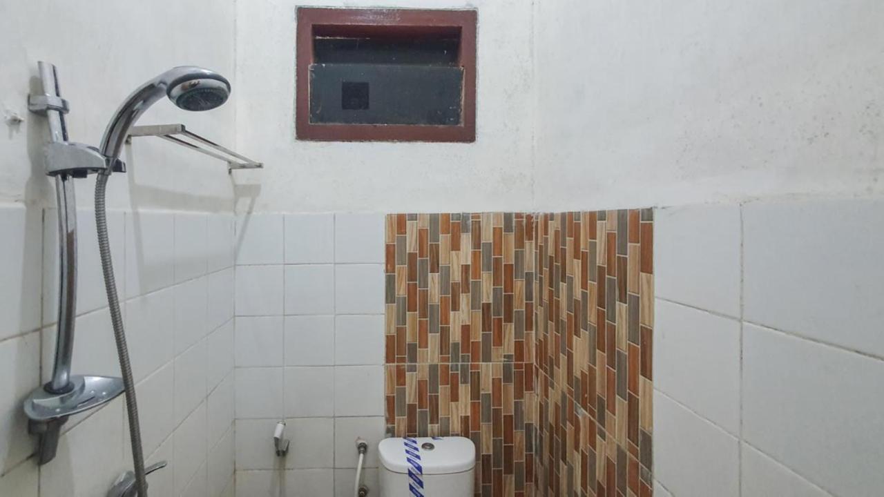 Reddoorz At Pujon Malang Hotel Batu  Ngoại thất bức ảnh