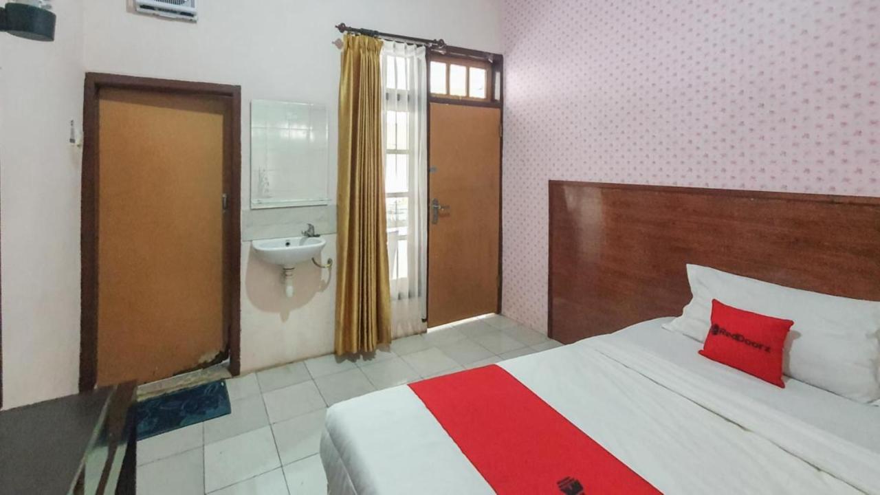 Reddoorz At Pujon Malang Hotel Batu  Ngoại thất bức ảnh