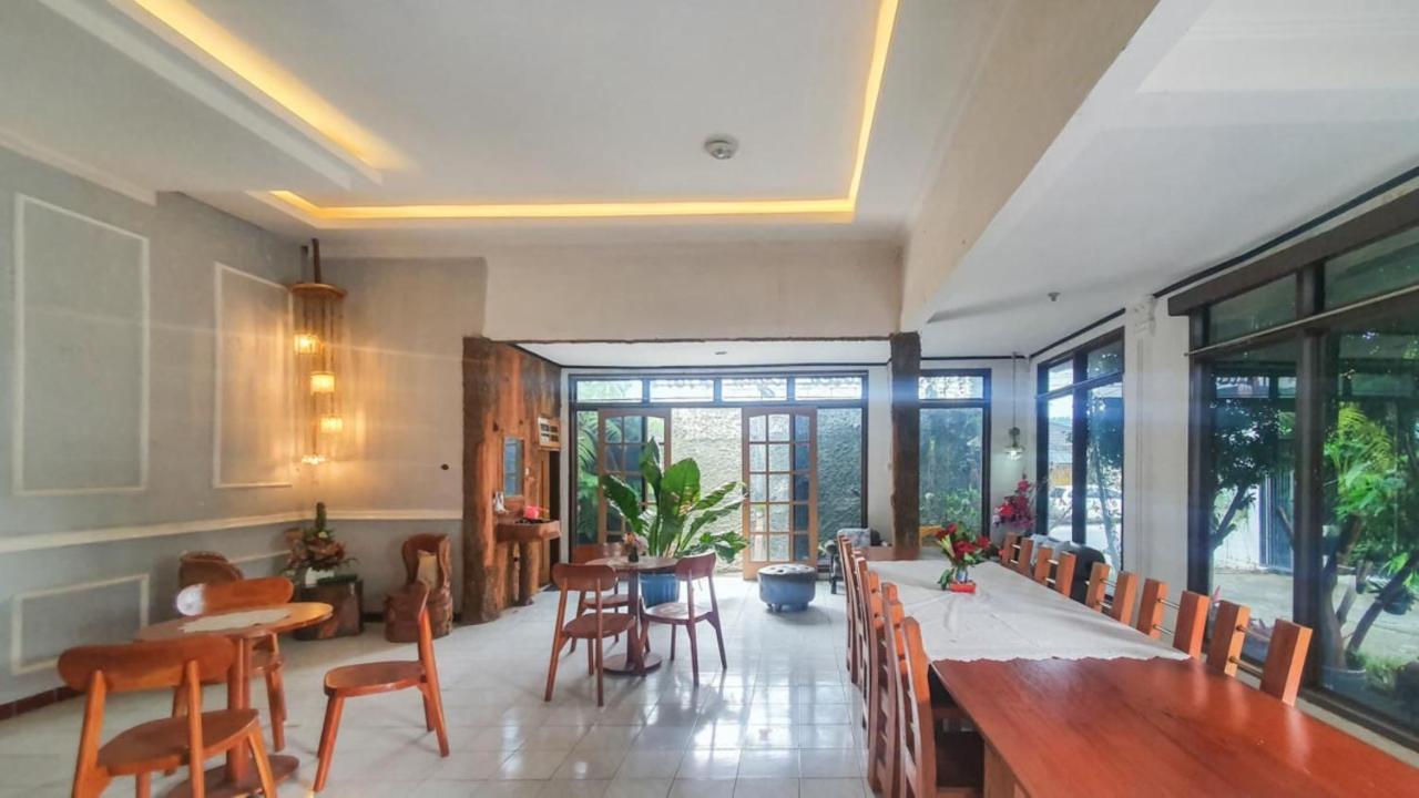 Reddoorz At Pujon Malang Hotel Batu  Ngoại thất bức ảnh